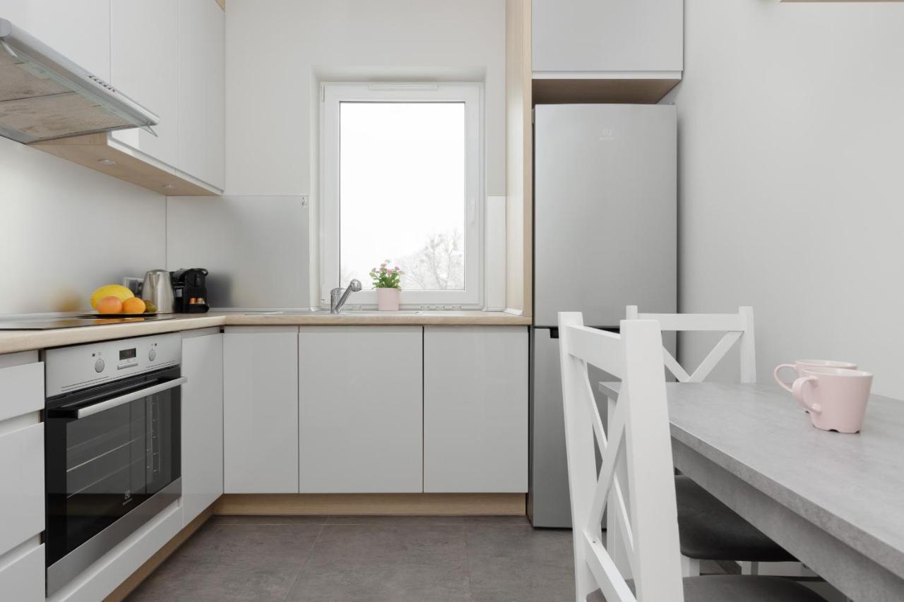 Modern One Bedroom Apartment With Parking In Lodz By Renters Prestige מראה חיצוני תמונה
